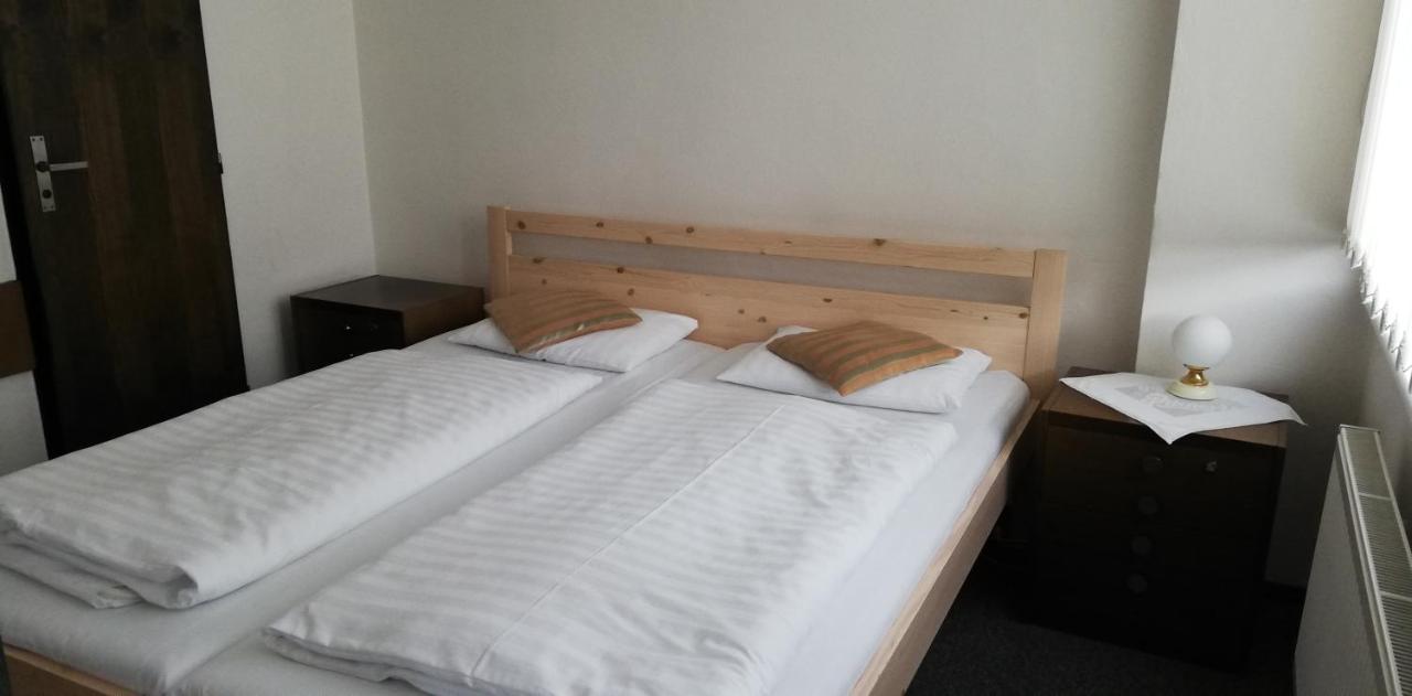 Hotel Apollo Valašské Meziříčí المظهر الخارجي الصورة
